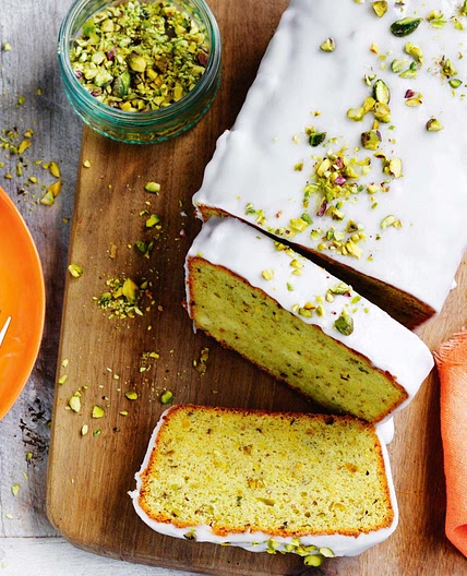 Avocado and pistachio cake