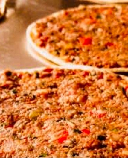 Lahm Bi Ajeen (Lebanese Meat Flat Bread) لحم بعجين