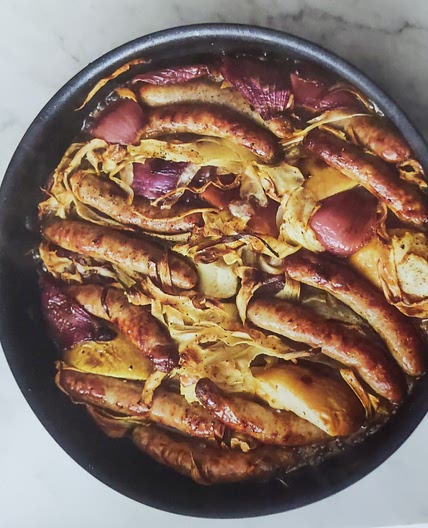 SAUSAGE & APPLE BAKE (Jamie Oliver)