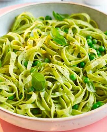 Pasta with low-fat pesto and peas - Heart Matters magazine