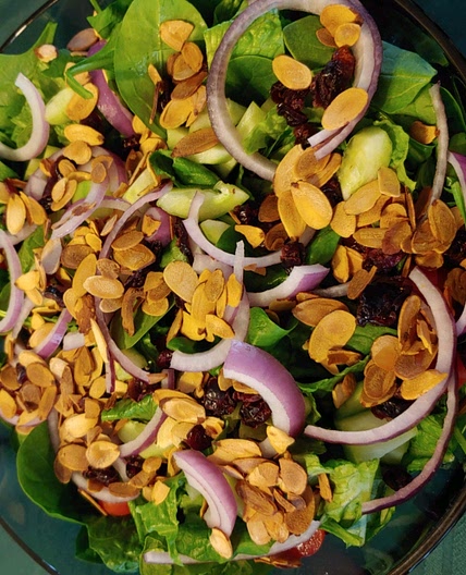 Green Salad with Cranberry Vinaigrette