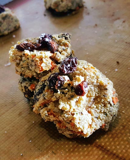 Carrot cake cookies
