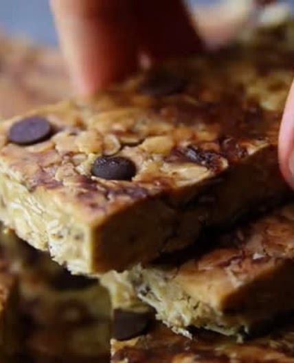 Peanut butter protein bars