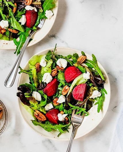 Baby Greens with Goat Cheese, Beets and Candied Pecans