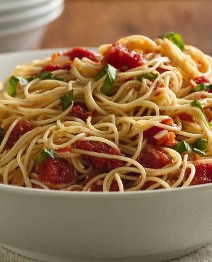 Angel Hair Pasta with Fresh Tomato Sauce