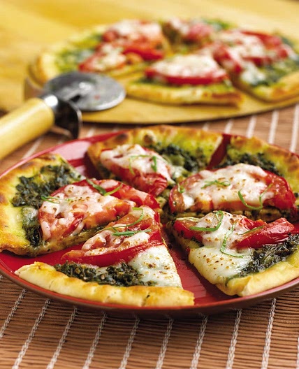 Tomato and Basil Flatbread Pizza