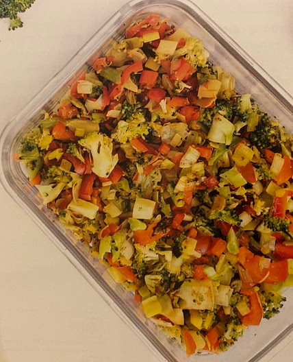 Broccoli, red pepper, and leek base