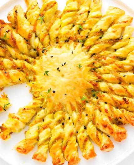Tarte soleil à la macédoine