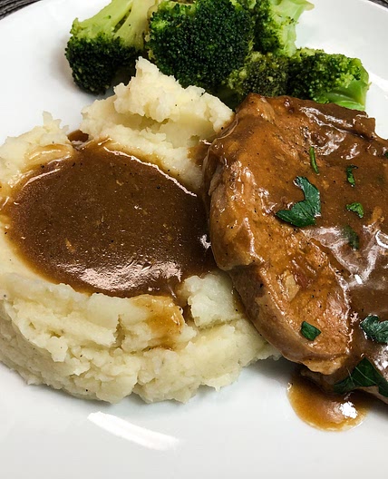 Crockpot Gravy Smothered Pork Chops
