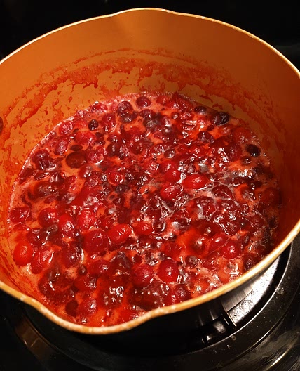 Low carb cranberry sauce