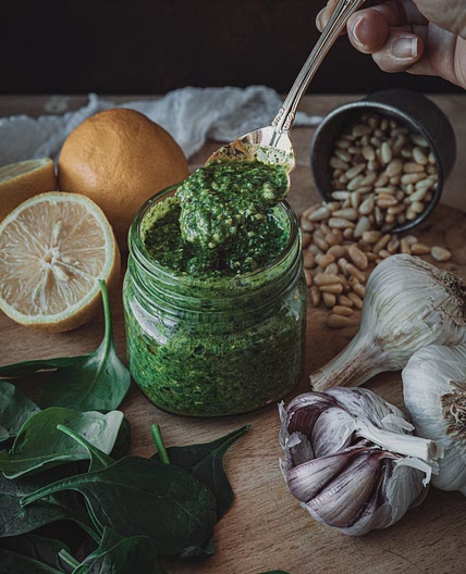 Simple Spinach Pesto