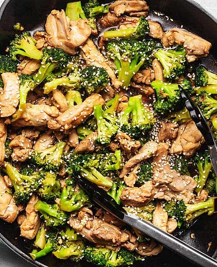 Keto Chicken Broccoli Stir Fry