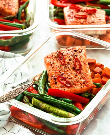 Spicy Salmon Vegetable Meal-Prep Bowls