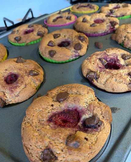 Raspberry choc chip muffins GFV