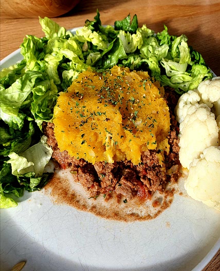 BUTTERNUT SQUASH MEAT PIE