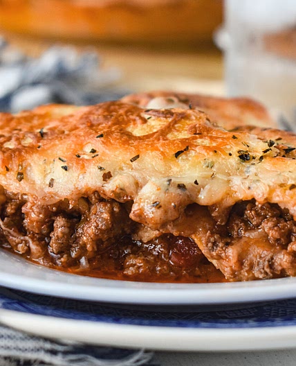 Homemade & Easy Italian Crescent Casserole | 5 Ingredients + 30 Minutes