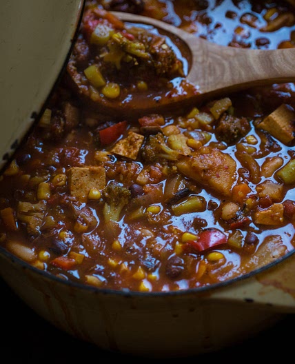 Kimchi Chigae Chili WHUT? - The Korean Vegan