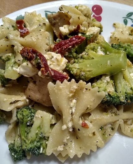 Broccoli Chicken Pesto Pasta