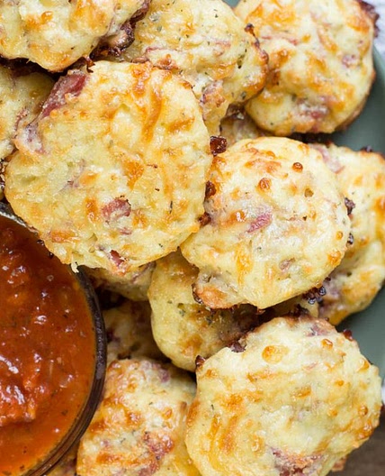 Keto Pepperoni Pizza Bites