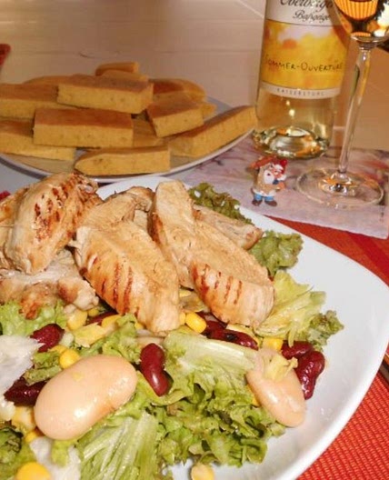 Hähnchenbrust gegrillt auf Sommersalat>>
