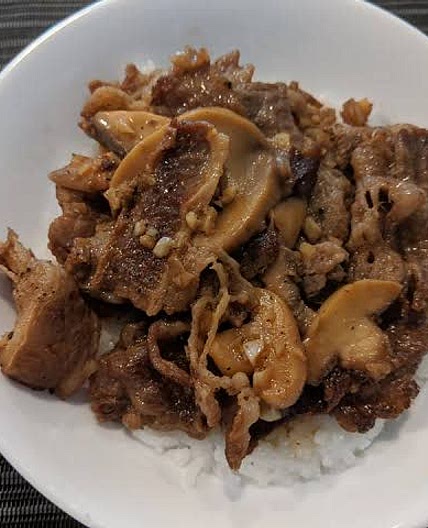 GARLIC PEPPER BEEF
