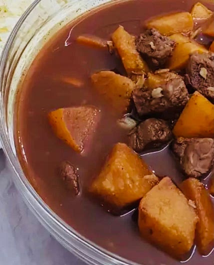 Quince Stew  (يخنة السفرجل او السفرجلية)