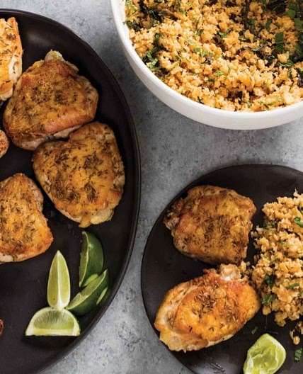 cumin crusted chicken thigh with cauliflower rice