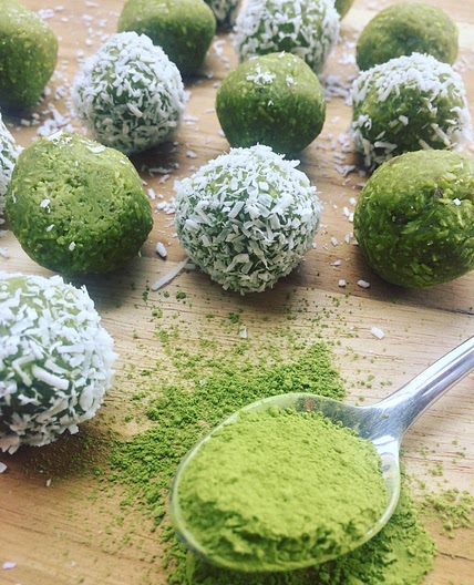 Matcha & Pistachio Booster Balls