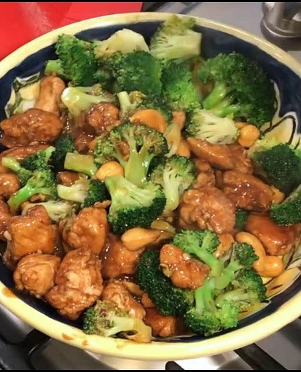Chicken & Cashews Stir-Fry