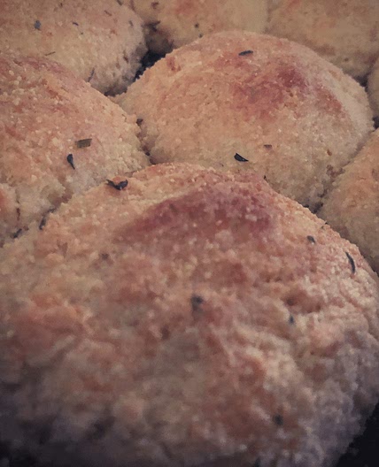 Keto Dinner Rolls - Garlic & Parm Recipe