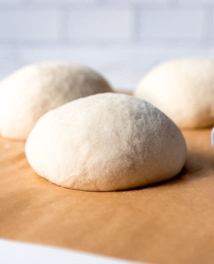 30-Minute NO YEAST Pizza Dough!
