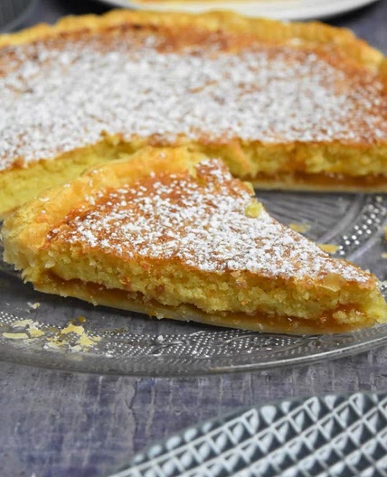 La Tarte de Laurence à la Confiture/Amandes