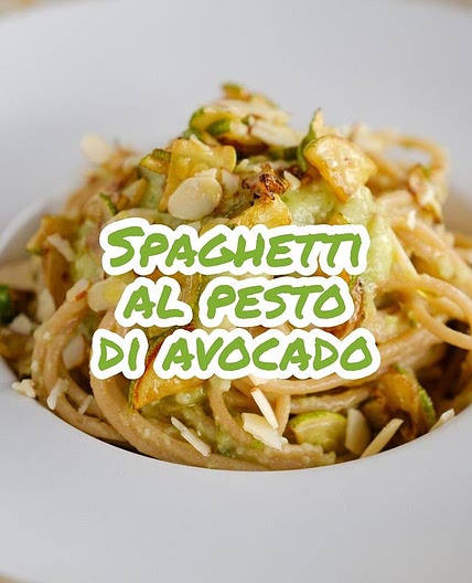 Spaghetti al pesto di avocado