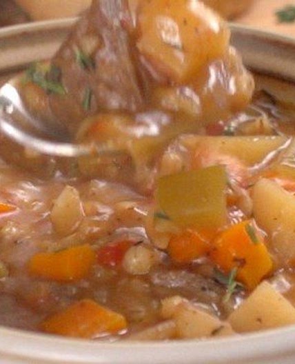 Slow Cooker Beef Barley Soup
