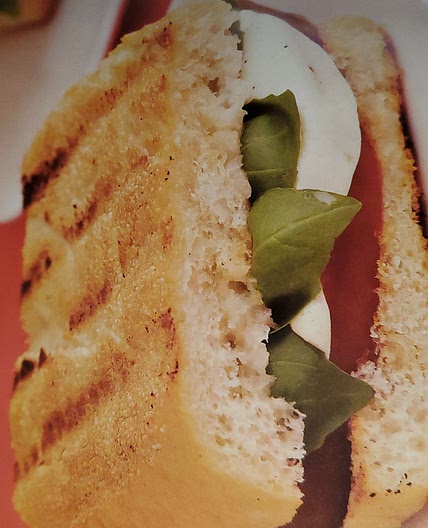 CAPRESE SANDWICHES
