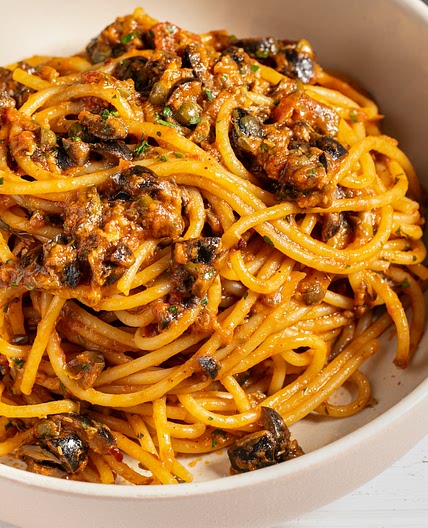 Spaghetti Puttanesca (Spaghetti With Capers, Olives, and Anchovies) Recipe