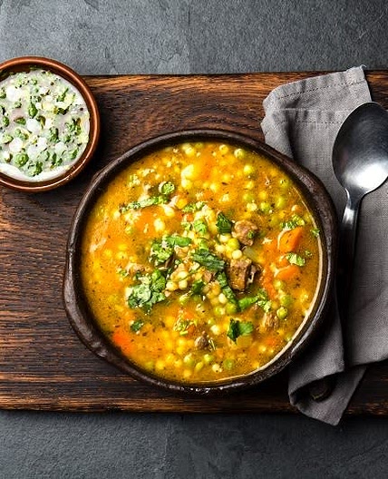Slow Cooker Pumpkin Chicken Chili