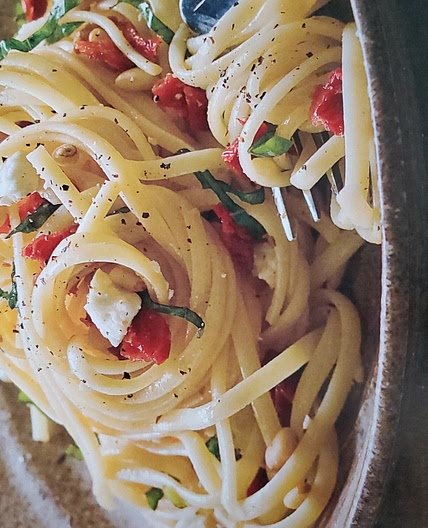 Linguine with Sun-Dried Tomatoes