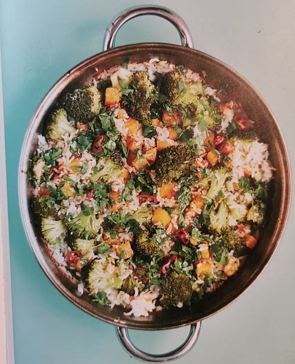 Sticky rice with broccoli, squash, chilli and ginger (1 pan)