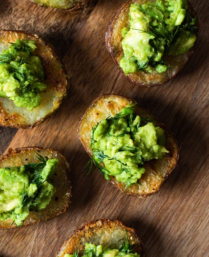 Crispy Potatoes with Avocado & Dill