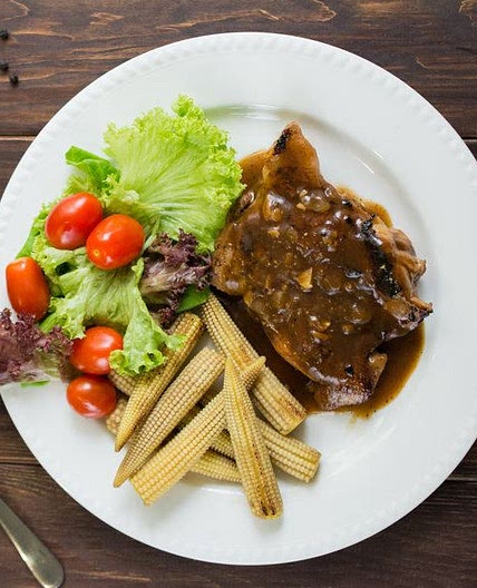 Chicken Chop with Black Pepper Sauce