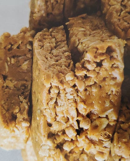 No-Bake PB Oat Bars