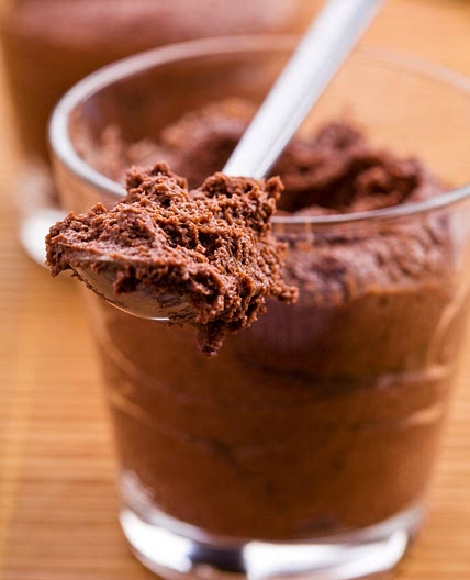 90-SECOND KETO CHOCOLATE MOUSSE