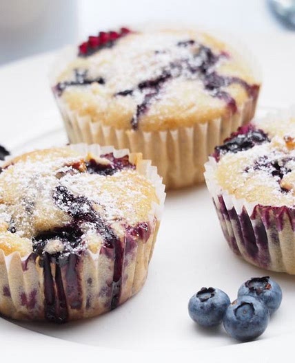 Tender & Fluffy & Fruity: Blueberry Apple Muffins