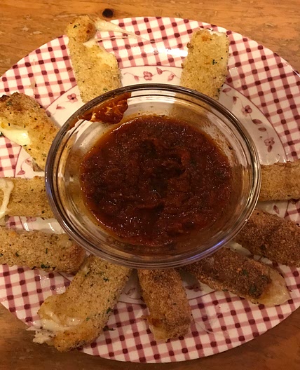Crispy-Gooey Mozzarella Sticks