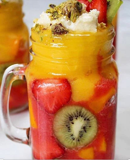 Fruit cocktail pieces (كوكتيل شقف).