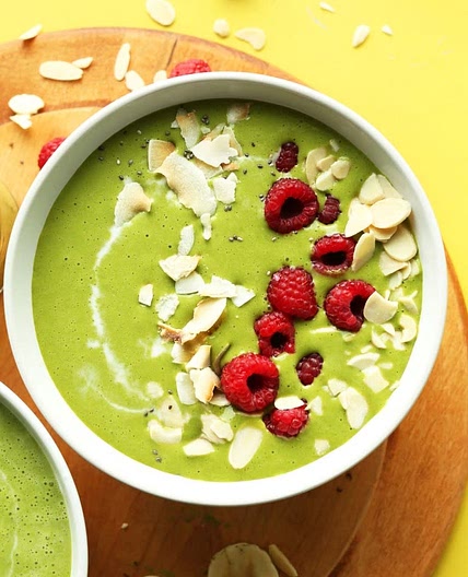 Matcha Green Smoothie Bowl