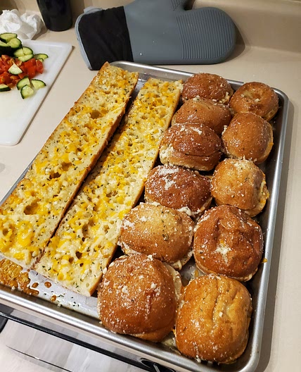 Cheesy Garlic Buns