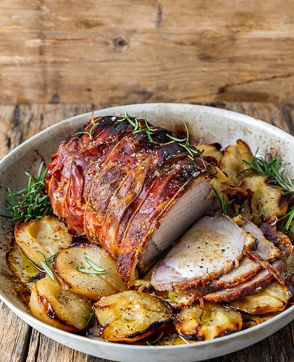 Roast pork loin with pears and pecorino cheese