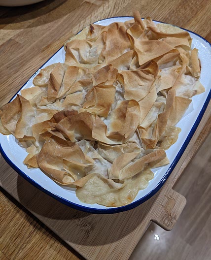Chicken & Ham Pie w/Baby Potatoes